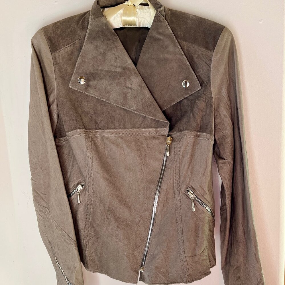 Crinkled leather/suede jacket in grey